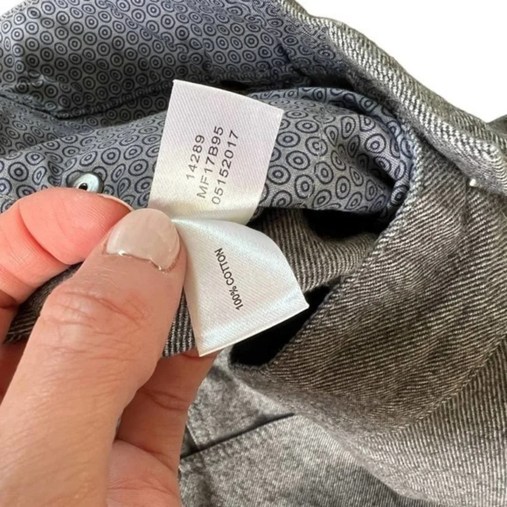 Peter Millar excellent size